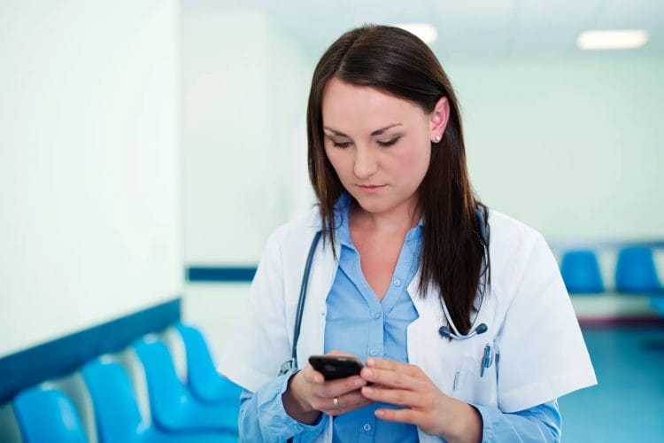 Способы рассылки текстовых сообщений пациентам